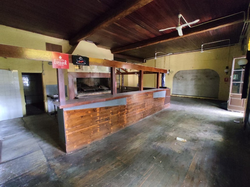 Imagen 5 de 14 de Local En Venta Sobre Av. Gral Flores En El Inicio Del Barrio Histórico #1370