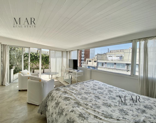 Imagen 24 de 30 de Departamento En Venta Con Dos Terrazas. Cochera Y Seguridad. Av Del Libertador Y Ortega Y Gasset