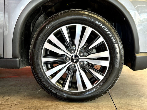 Mitsubishi Outlander 3.0 MIVEC V6 GASOLINA HPE-S AWD AUTOMÁTICO