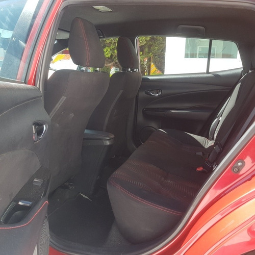 Imagen 10 de 15 de Toyota Yaris 2018 1.5 5p S Mt