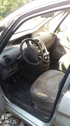 Imagem 6 de 6 de Sucata Citroen Xsara Picasso Gx 2002 2.0 16v Somente Peças