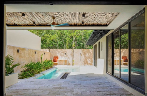Casa Con Jardin Y Alberca Privada, Residencial Con Amenidad