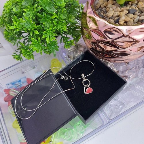 Imagem 3 de 4 de Colar De Prata 925 Com Pingente Coração Vermelho Amor
