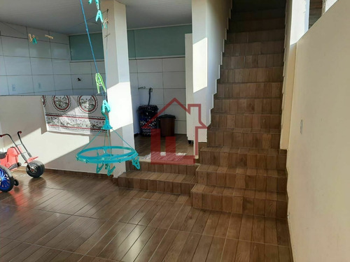 Imagem 9 de 17 de Casa À Venda No Bairro Santo Agostinho - Volta Redonda/rj - C1737