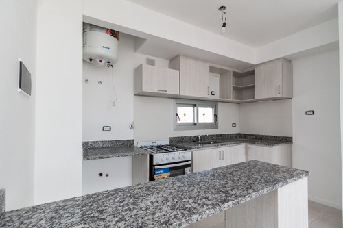 Imagen 16 de 30 de Venta Departamento 2 Amb A Estrenar En Saenz Peña