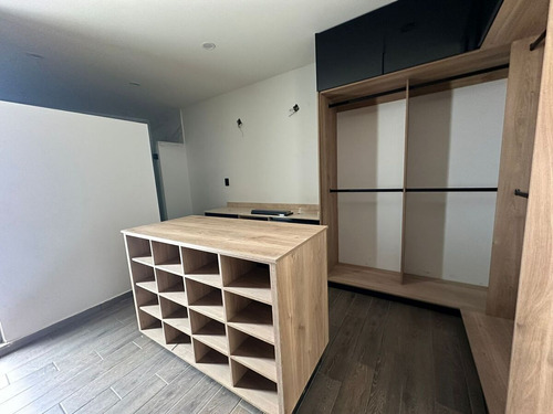 Hermosa Residencia Premium En Venta Entre El Refugio Y Zibatá, 4 Recámaras, Lujo