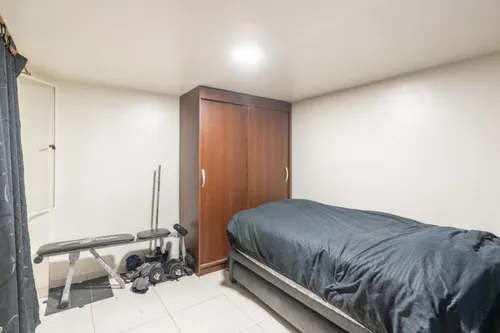Casa En Venta En Los Naranjos. Cod V21519