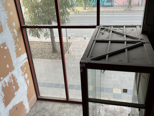 Local De 66m2 En Matucana Con Gran Flujo Peatonal