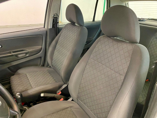 Volkswagen Fox 1.0 Trendline Total Flex 5p