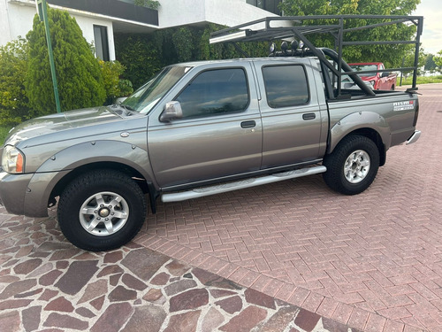 Nissan Frontier Crew Cab Se L4 5vel Ee 4x2 Mt