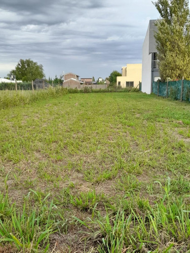 Venta Terreno En Barrio Las Tardes, Roldán