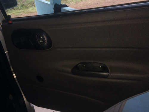 Chevrolet Corsa 2001 1.0 Wind Milenium 5p
