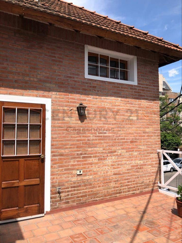 Imagen 3 de 11 de Venta Haedo Casa Tipo Triplex Excelente Ubicacion