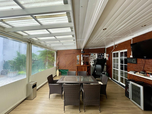 Venta Casa 6 Ambientes Amoblada En Barrio El Mirador, Hurlingham