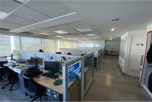 Imagen 10 de 28 de Oficina En Word Trade Center, Barrio El Golf