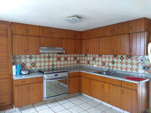 Imagen 2 de 25 de Venta De Casa En Condominio San Nicolás Totolapan