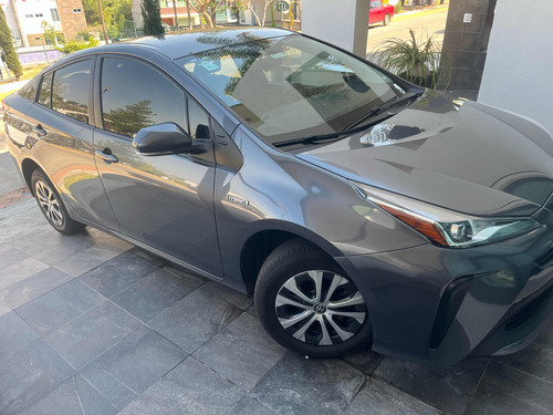 Toyota Prius 1.8 Base Cvt