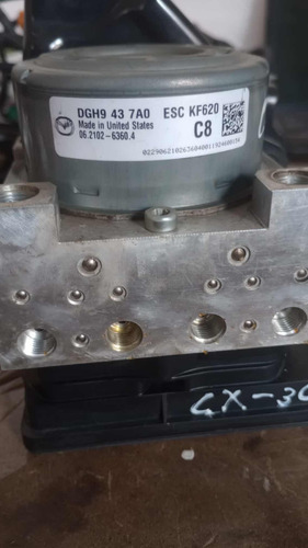 Módulo Control Abs Mazda 3 Y Mazda Cx 30 2.4l 4cil 2019-2023 (Usado)