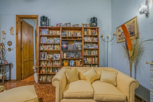 Venta Ph Tipo Casa 4 Ambientes Colegiales Cochera Y Patio