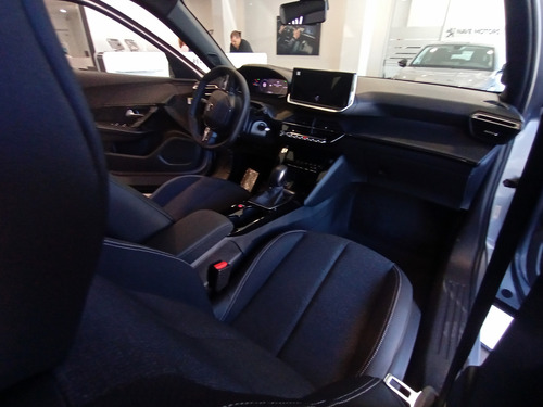 Peugeot 2008 1.0T Allure