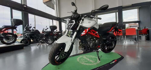 Imagen 7 de 16 de Benelli 302 S Tnt 300, No Mt03 No Dominar 400