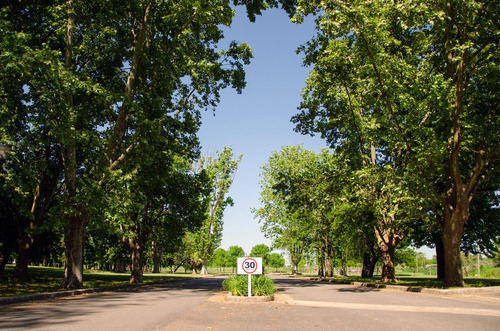 Imagen 9 de 10 de Prados Del Oeste - Barrio Cerrado - Moreno