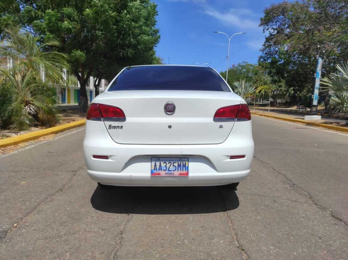 Imagen 6 de 13 de Fiat Siena El