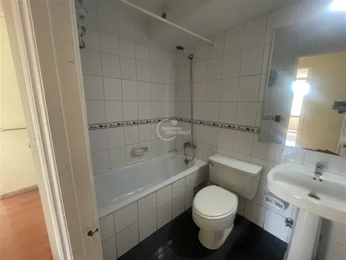 Departamento En Arriendo De 2 Dorm. En La Reina