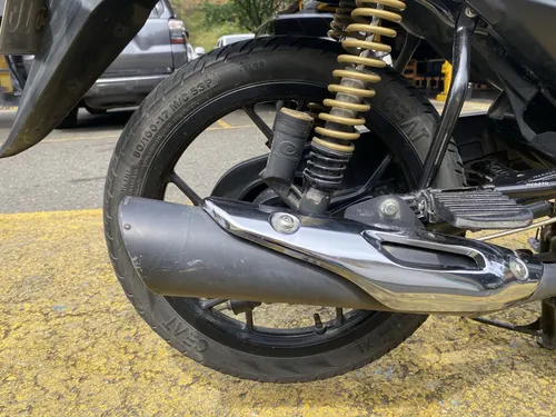 Bajaj Platino 125 2023