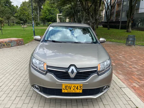 Renault Logan 1.6 Privilege / Intens