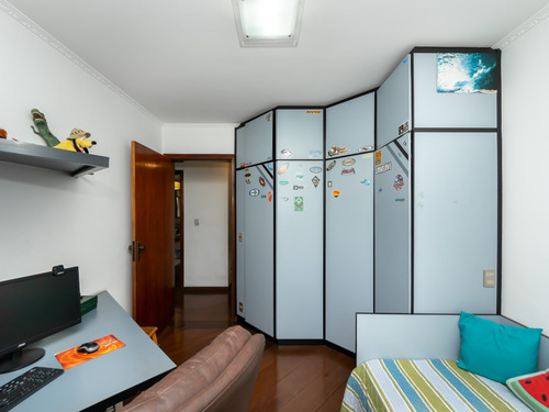 Apartamento Tipo Para Venda Com 3 Quartos, Sendo 1 Suíte, 136m²