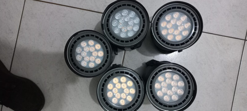 Lámpara Proyector Tipo Cañon Spot + Foco Ar111 Luz Cálida