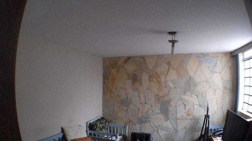 Imagem 2 de 18 de Excelente Oportunidade Para Investidor, Um Lote Com 3 Casas No Bairro Sagrada Família - 16401