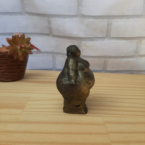 Imagem 2 de 7 de Escultura Corpo Feminino Gordo Diversas Cores