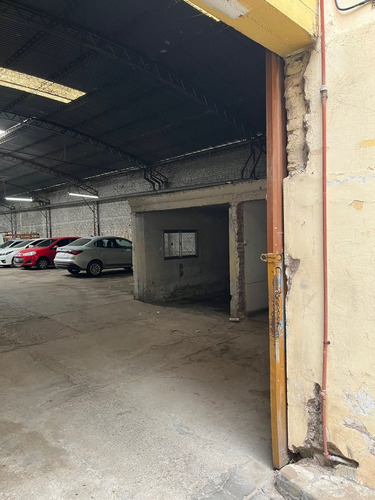 Venta Galpon / Garage 640 M2 Cubiertos - Centro