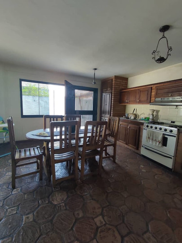 Imagen 5 de 16 de Casa En Venta En Urb, Colinas De Guataparo