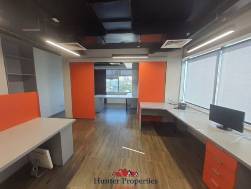 Oficina En Venta En Providencia A Pasos Del Mall Panorámico