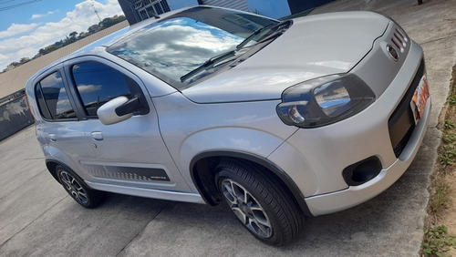 Imagem 1 de 14 de Fiat Uno 2013 1.4 Sporting Flex 5p