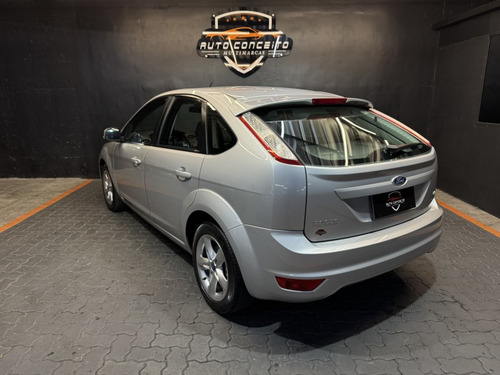 Ford Focus 2.0 16V FLEX 4P AUTOMÁTICO