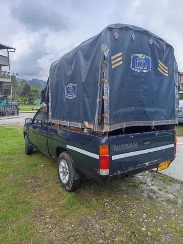 Nissan D21 2.4 4x2