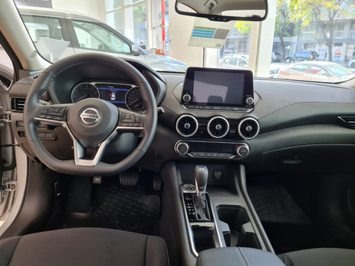 Imagen 6 de 25 de Nissan Sentra Advance Cvt Cesar
