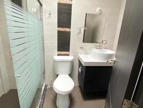 Imagen 13 de 20 de Casa En Urbanización Vasconia Pueblo Nuevo