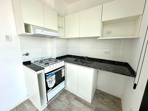 Monoambiente Tipo Loft A Estrenar En Venta - Flores