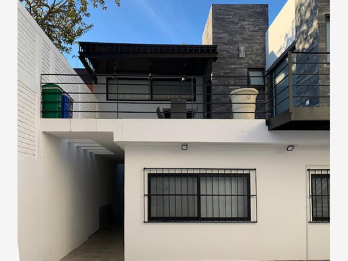 Imagen 4 de 12 de Oficina Comercial En Venta Jardines De Irapuato