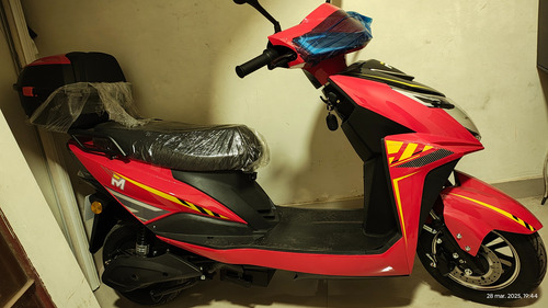 Motocicleta Eléctrica, Batería Premium De Plomo Ácido 72v20a