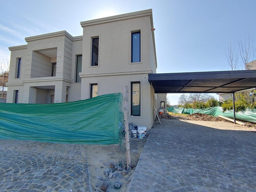 Imagen 2 de 20 de Venta Casa Harás Santa María Al Golf