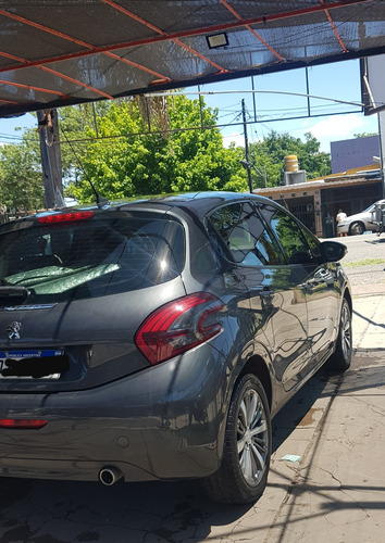 Peugeot 208 1.6 Feline