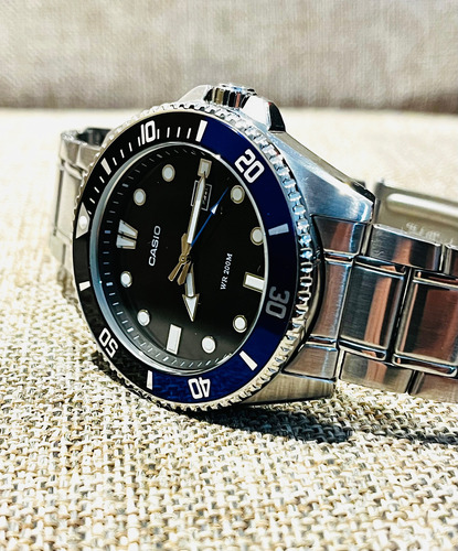 Reloj Casio Marlin (seiko Orient Tissot Citizen) Plateado Azul Negro (Usado)