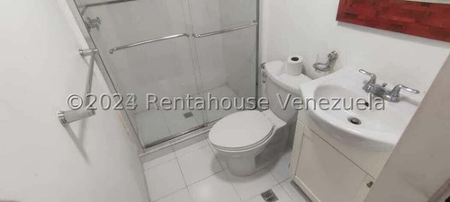 Bello Y Remodelado Apartamento En Venta En Los Palos Grandes Mls 25-3692 Ab