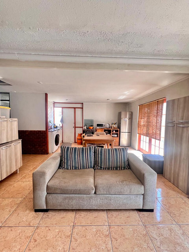 Casa En Venta El Gomero Dos Maipú